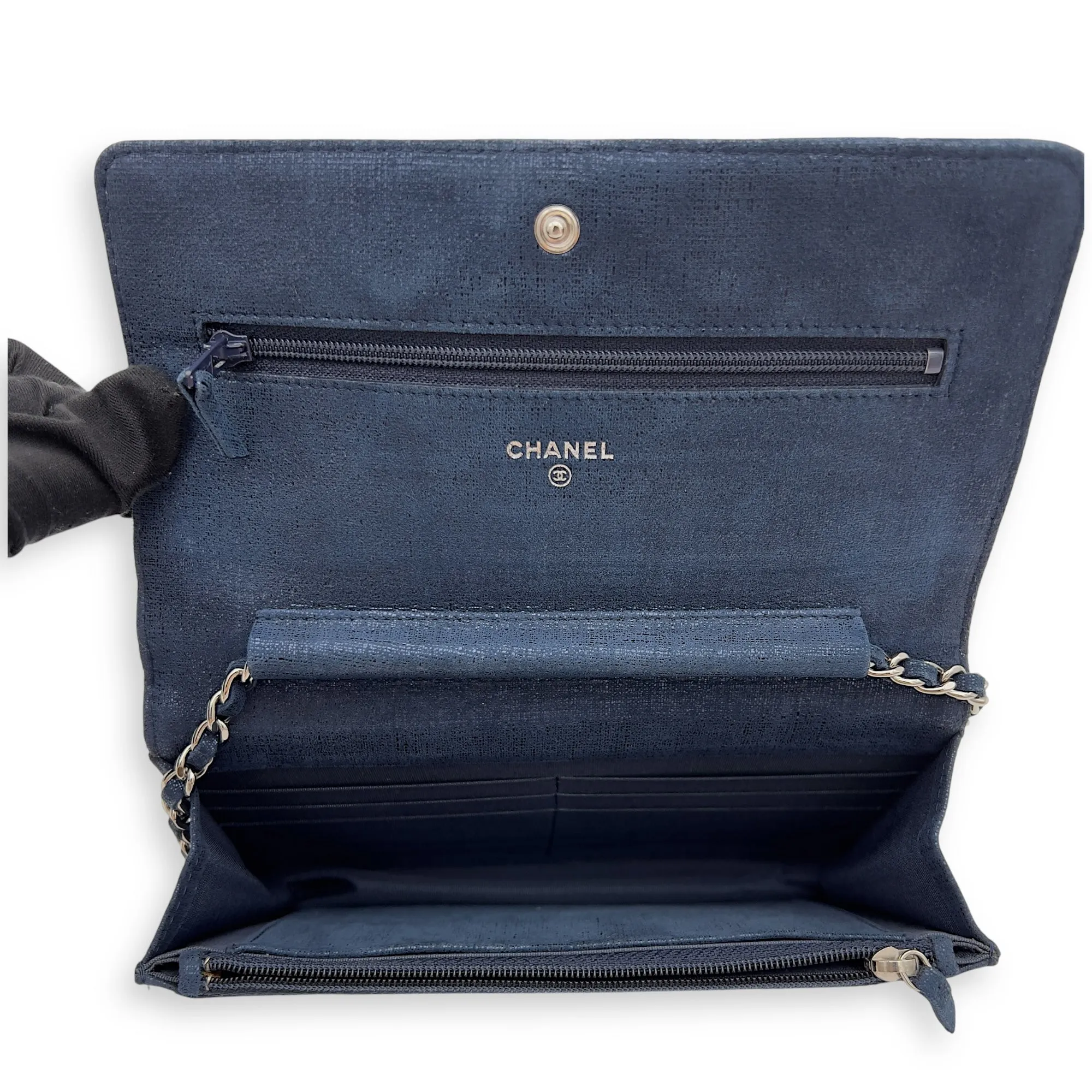CC Blue Wallet On Chain in Nubuck, Silver hardware