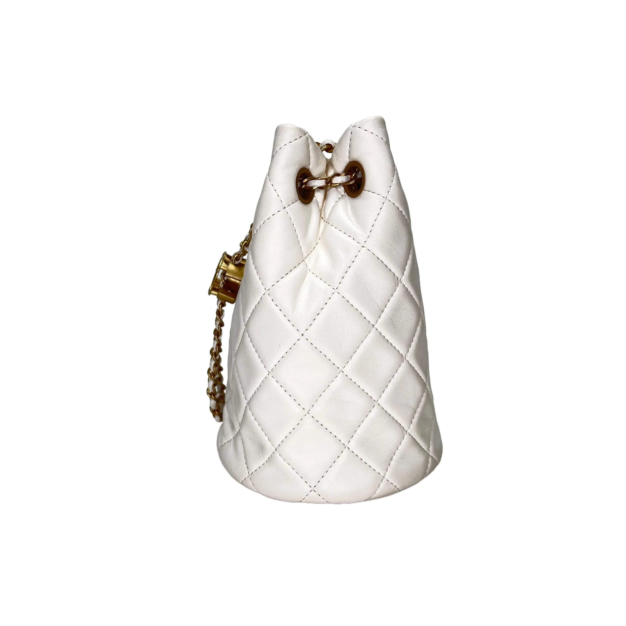 Quilted Pearl Crush Bucket Bag  White in Lambskin , Gold Hardware